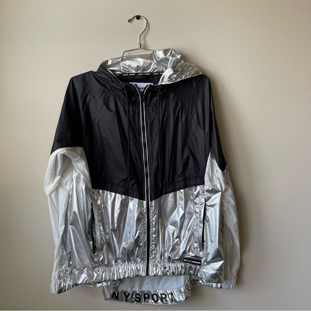 DKNY Sport • (Women's M) Silver and Black Jacket *NEW without tags!